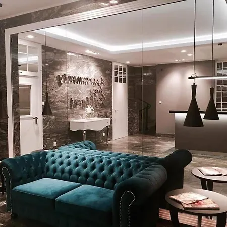 Spacious Swimming Pool Gym Sauna Wwa40 Apartament